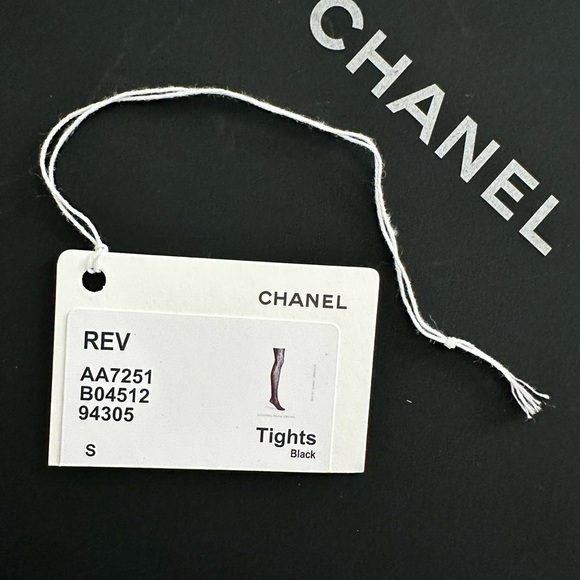 ❌SOLD ELSEWHERE❌BNIB CHANEL BLACK TIGHTS CC LOGO. SIZE: SMALL. 2023 BOUTIQUE F - Picture 6 of 11